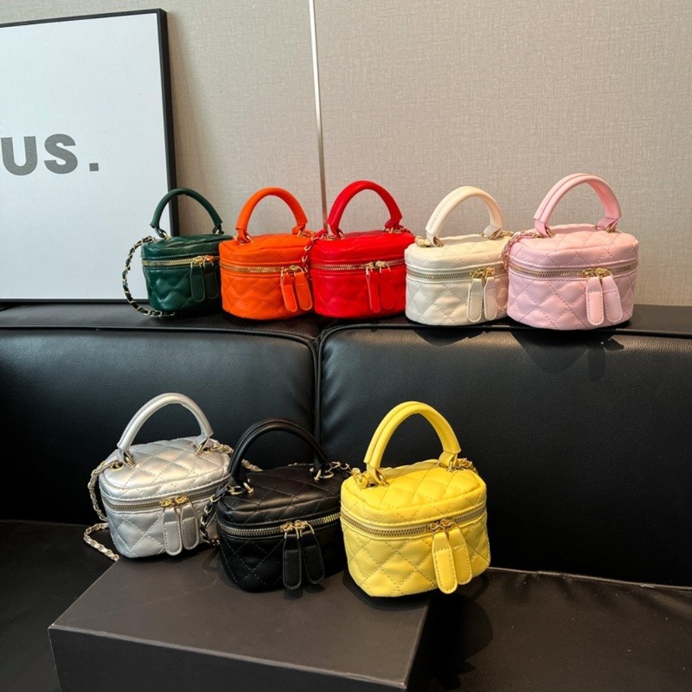 Chain Crossbody Quilted - Mini Diamond Quilted Leather Bucket Bag