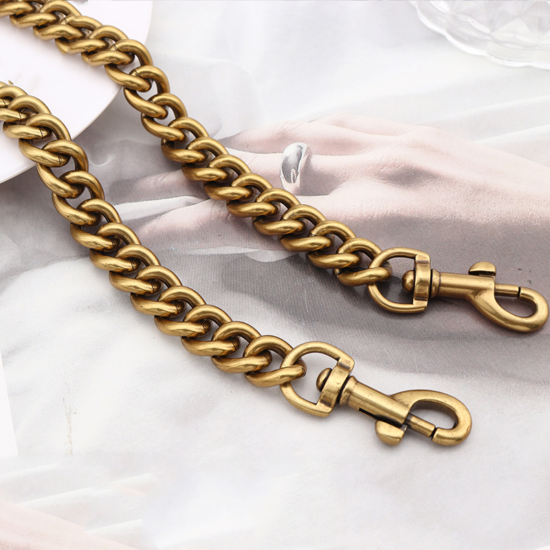 Luxury Bags With Silver Hardware - Aluminum chain strap bag silver gold