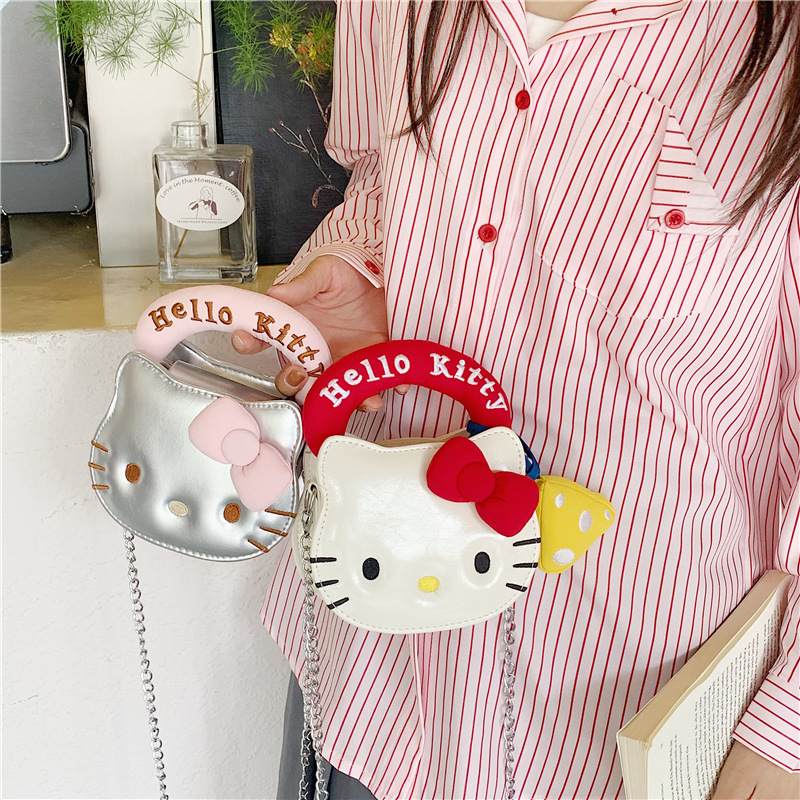 Sanrio Hello Kitty crossbody m - Luxury Bags Luggage recension och pris