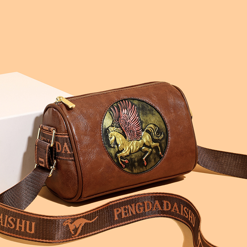 2025 New Vintage Pegasus Embos - Luxury Bags Hand Painted recension och pris