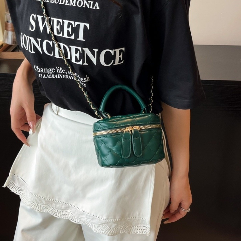 Mini Diamond Quilted Leather B - Chain Crossbody Quilted recension och pris
