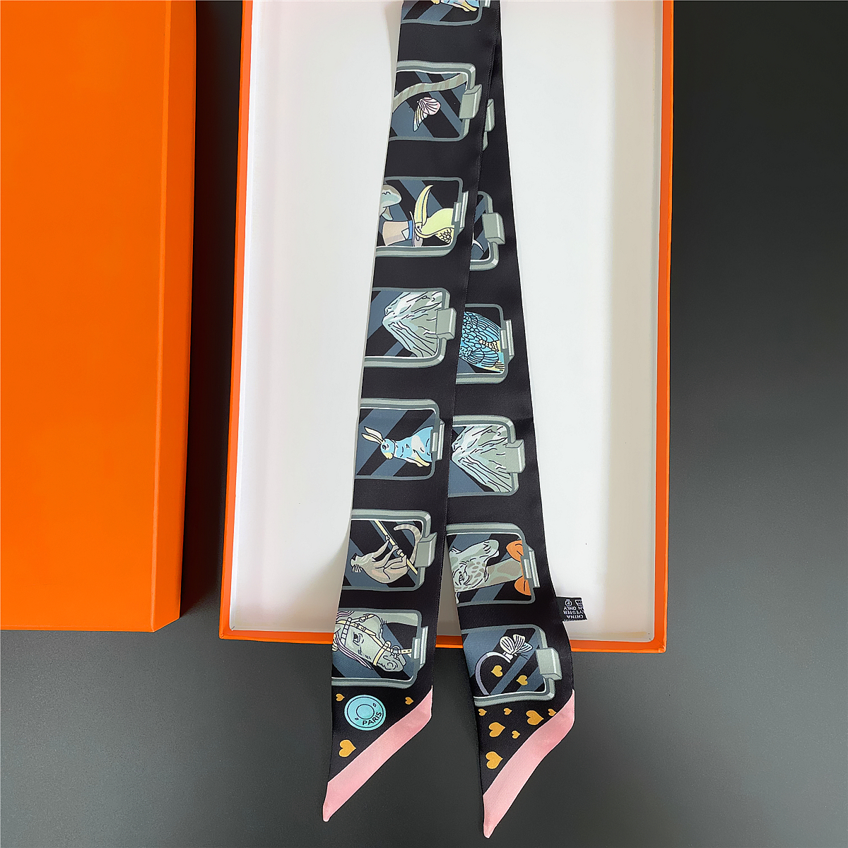 Brand Design Twill 100% Silk S - Luxury Bags Casual recension och pris