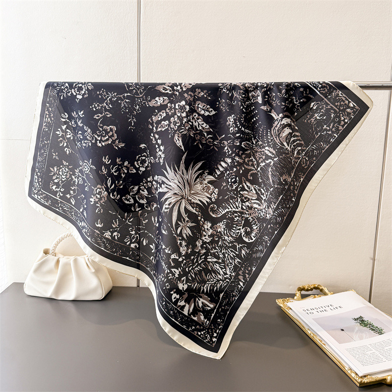 Luxury Summer Square Silk Scar - Luxury Bags For Travel recension och pris