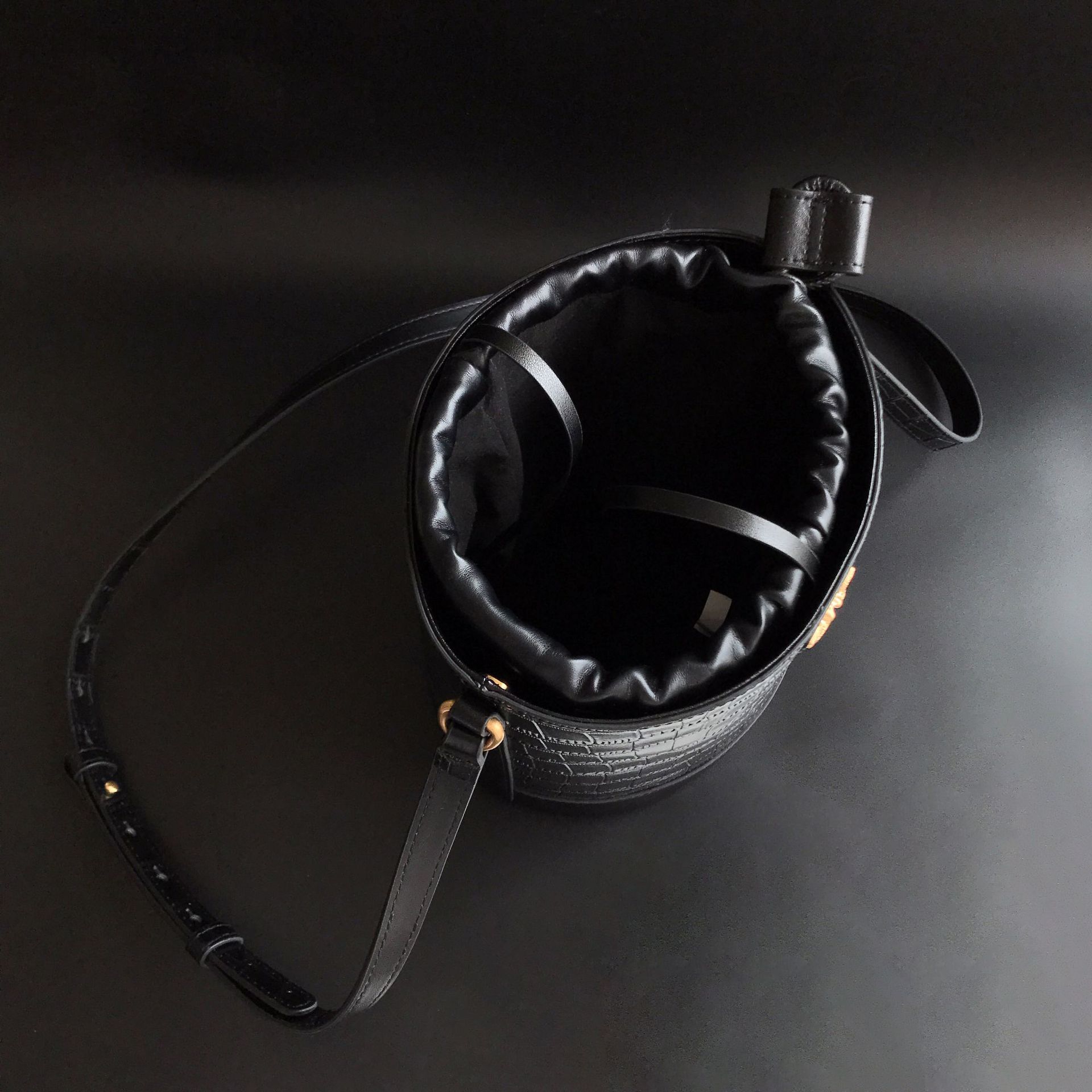 New Fashion Versatile Bucket B - Luxury Bags Everyday recension och pris