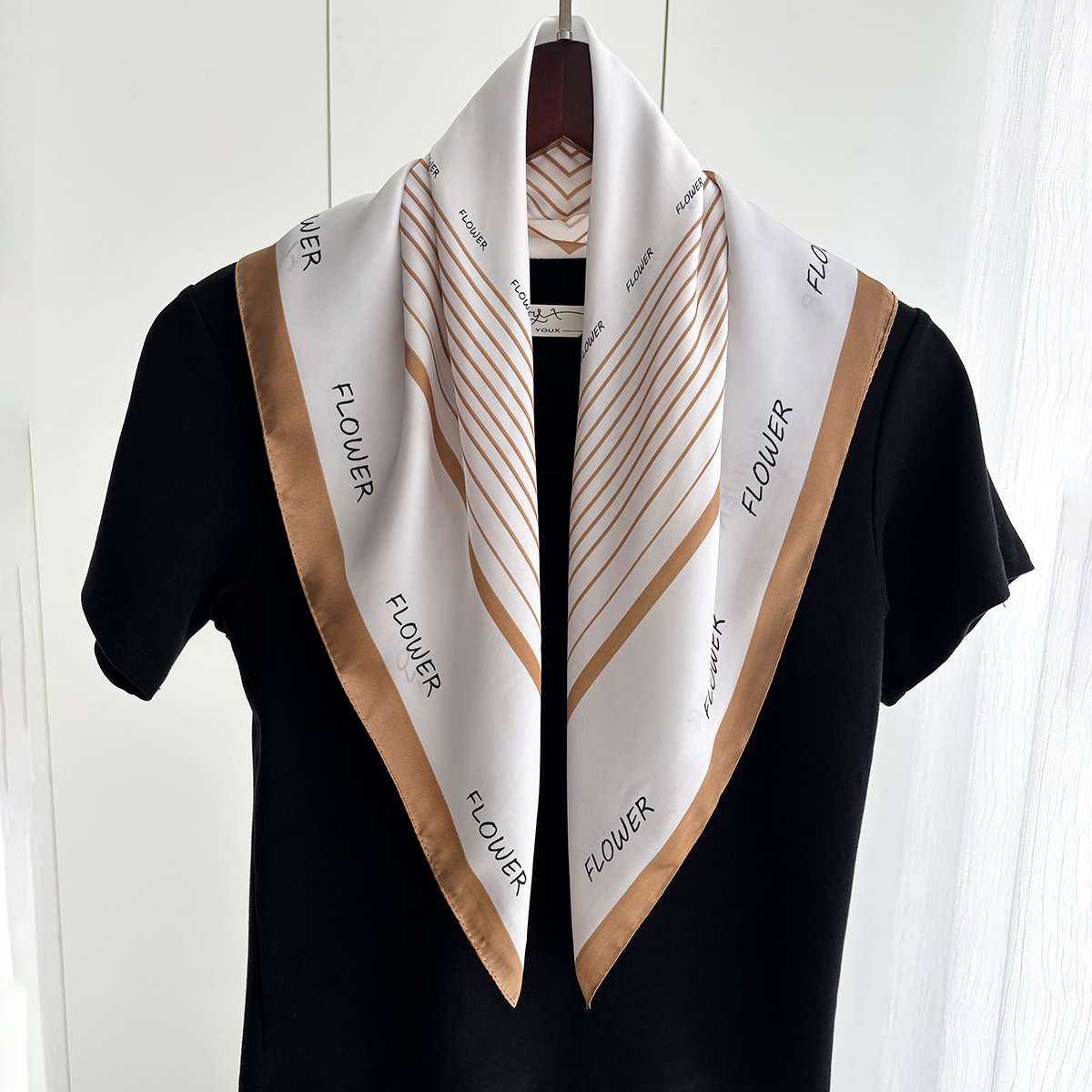 Luxury Print Scarf For Women E - Luxury Bags For Travel recension och pris