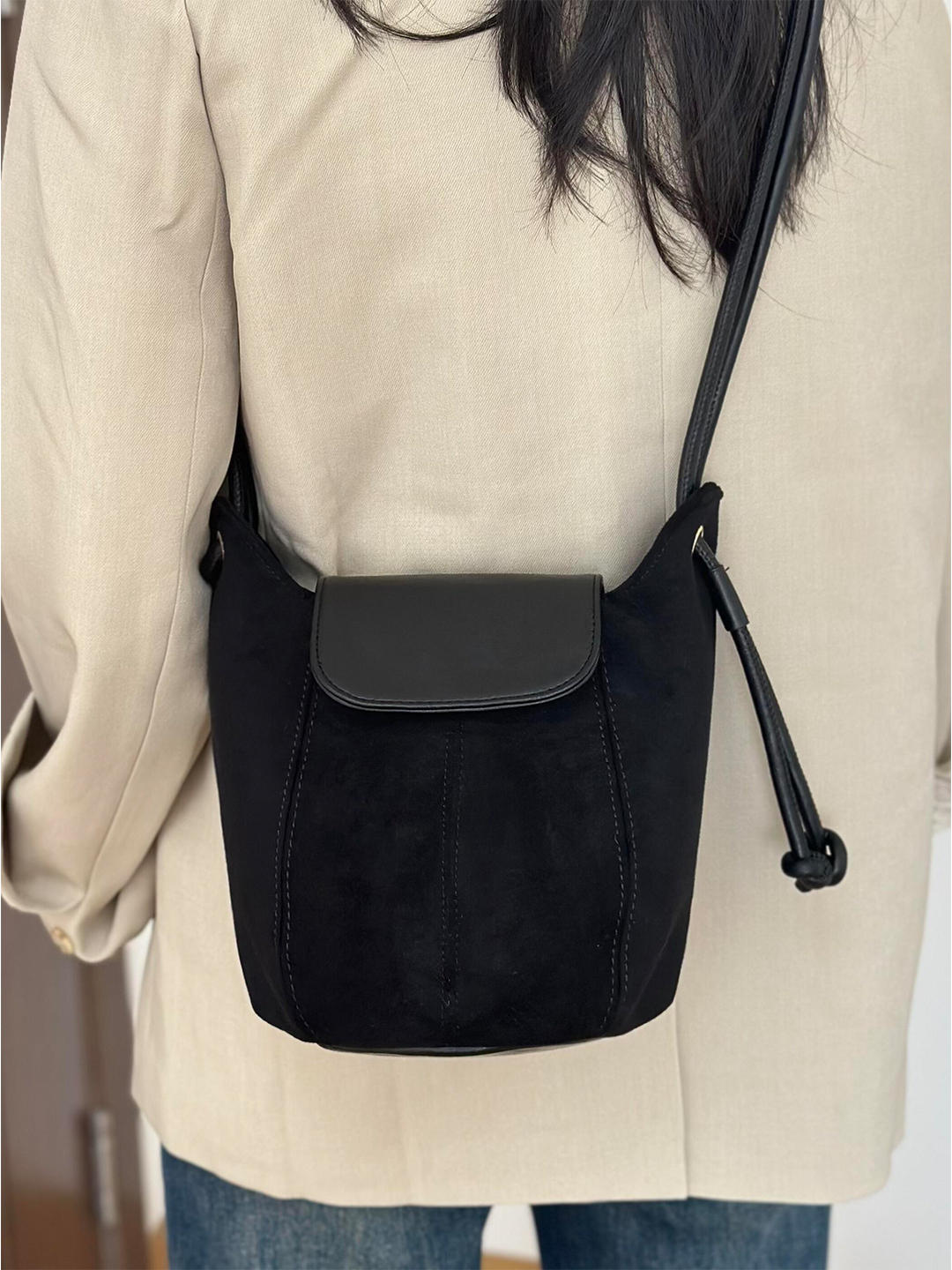 Bla Suede Pumpkin aped Women's - Luxury Bags For Young Women recension och pris