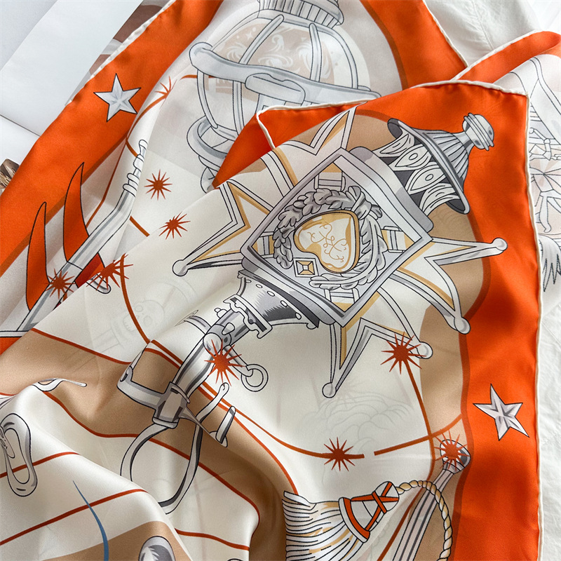 Luxury Brand Scarf Large Silk  - Luxury Bags Supplier recension och pris