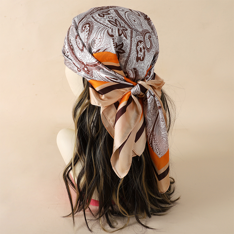 Luxury Women Silk Square Scarf - Luxury Bags Casual recension och pris