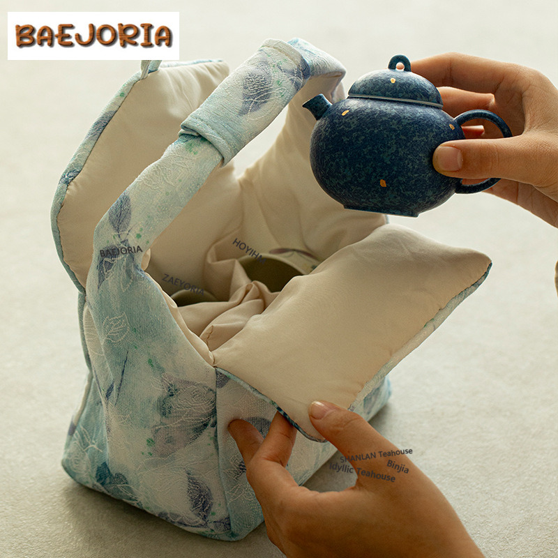Hand-painted Blue Butterfly Tr - Luxury Bags Hand Painted recension och pris