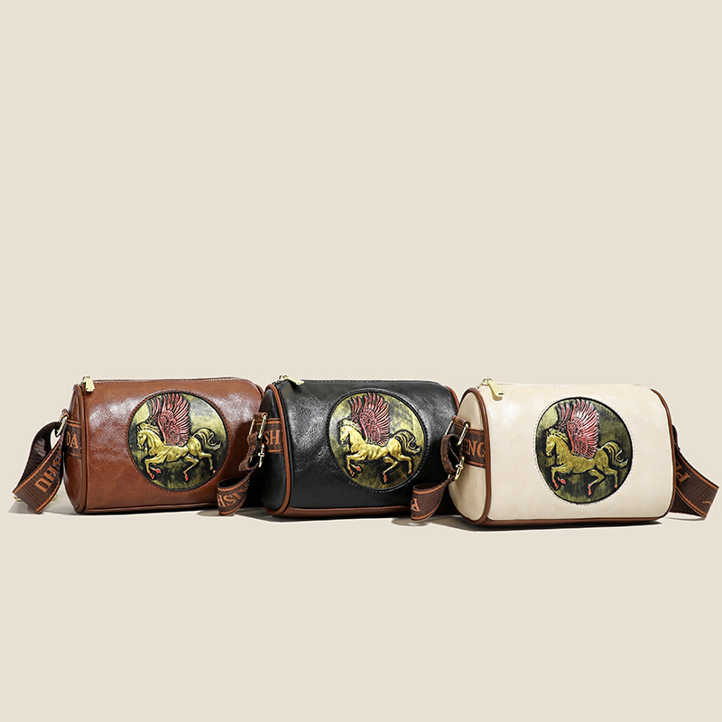 2025 New Vintage Pegasus Embos - Luxury Bags Hand Painted recension och pris