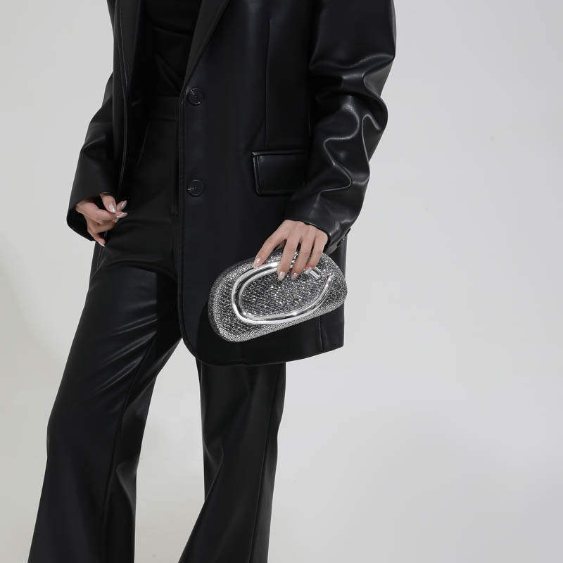 New 2026 Spring Women’s Metall - Luxury Bags News recension och pris