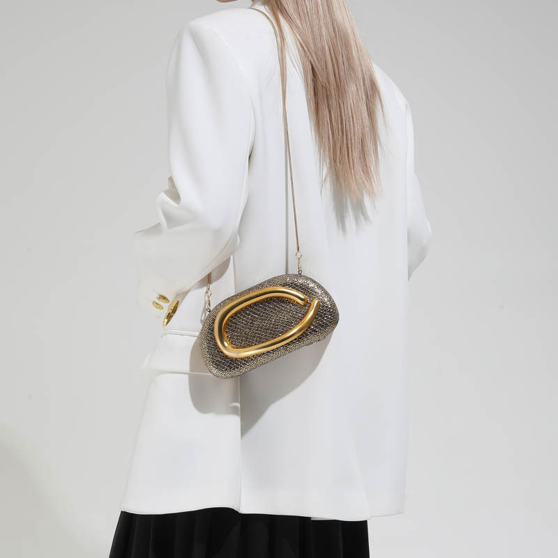 New 2026 Spring Women’s Metall - Luxury Bags News recension och pris