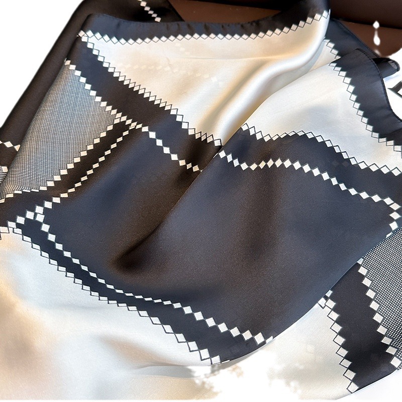 New Luxury Horse Pattern Silk  - Luxury Bags Casual recension och pris